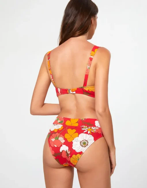 Lilia Underwire Bikini Top - Red